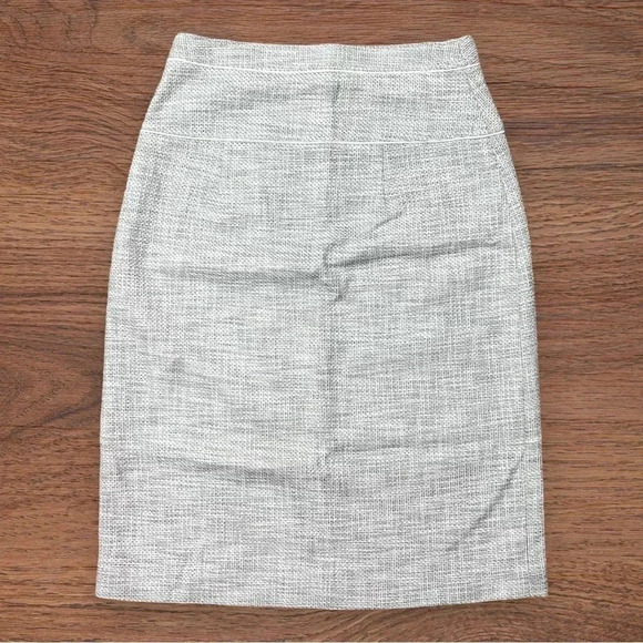 Club Monaco 00 Midi Twill Skirt - Picture 5 of 10